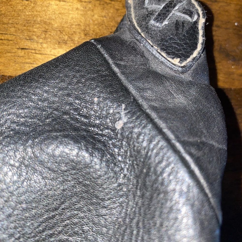 Black Leather Shoulder Purse - Picture 3 of 6